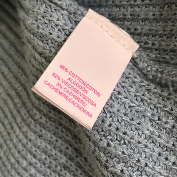 EUC Victoria’s Secret Soft Zip Sweater - Picture 6 of 7